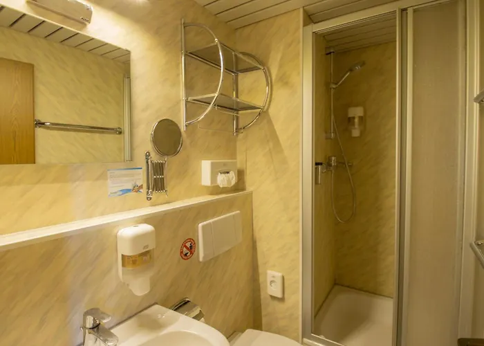 Ferien Cottbus מלון